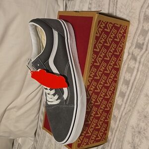 New Grey Vans shows